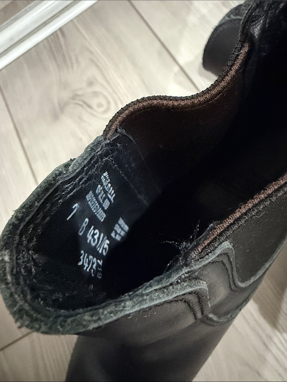 Red Wing Shoes Black Leather Chelsea Booties with Wood-Effect Heel - Picture 3 of 5